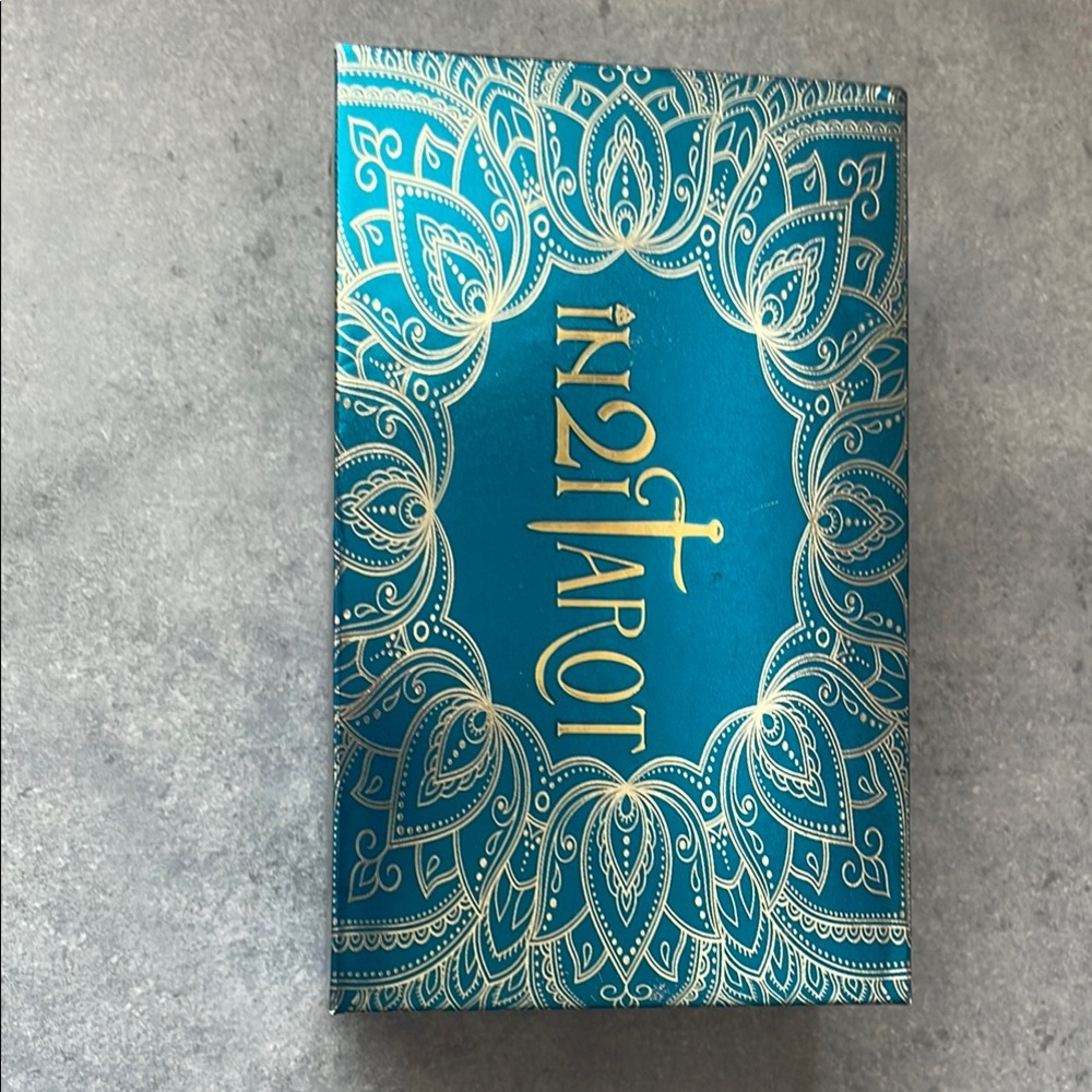 In21 Tarot Deck with Gold Accents